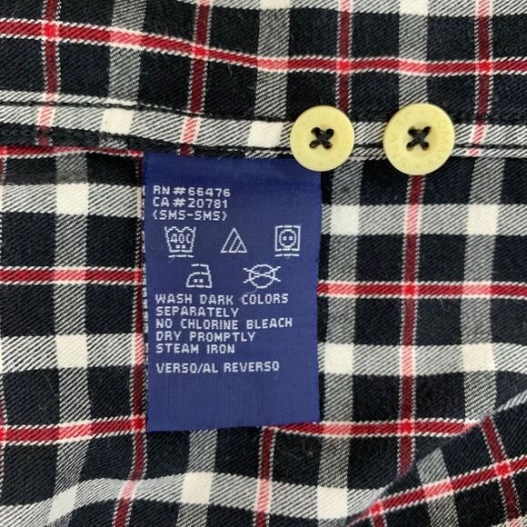 Tommy Hilfiger Red White & Black Plaid Long‎ Sleeve Button Up Size Medium Shirt - Picture 6 of 7
